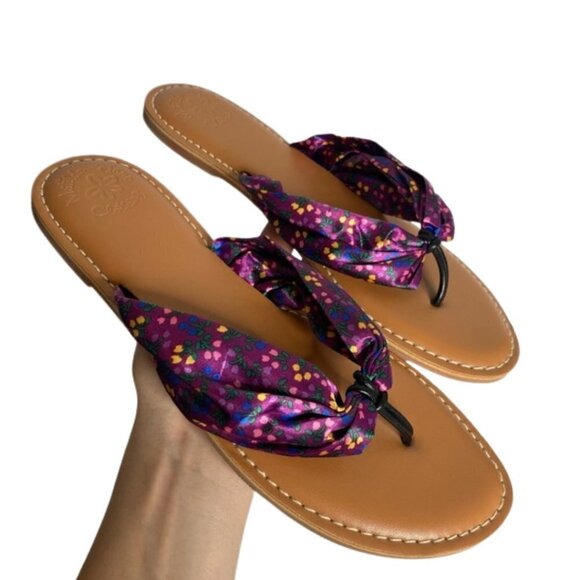 Matilda Jane Shoes - Matilda Jane Women's 8 Satin Floral Thong Flip Flop Sandals